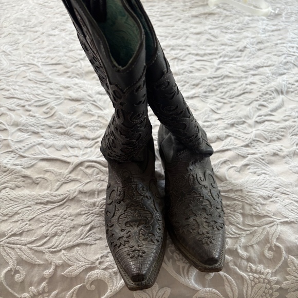 Cowgirl boots - Picture 2 of 4